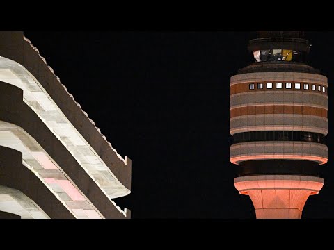 The impact of the shutdown on airlines and air traffic controllers