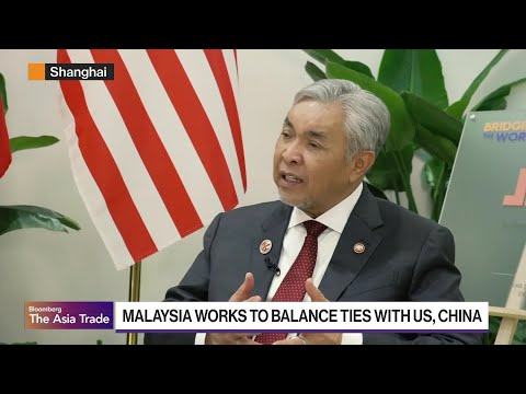 Malaysia Works to Balance Ties With China, US