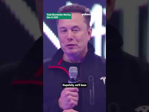 Musk: You can text and drive with FSD. 📱