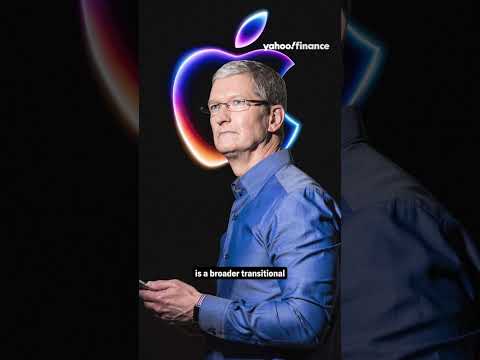 Apple’s executive shake-up continues.