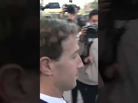 Zuckerberg Arrives to Testify in Trial on Social Media Addiction