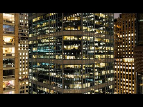 AI ‘Scare Trade’ Hits Real Estate Stocks