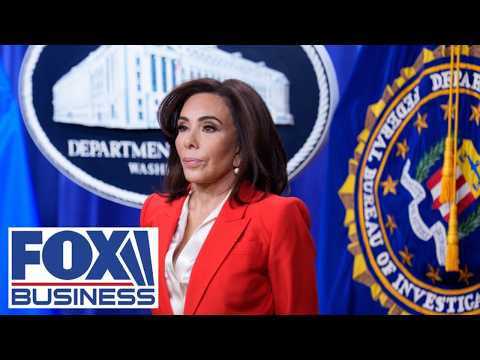 Pirro briefs press on DOJ investigation into Fed chair