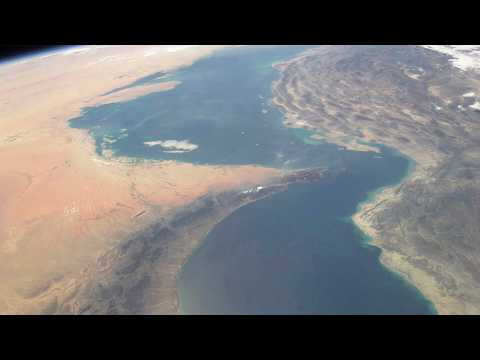 Hormuz Oil Shock Spreads West as Strait Remains Closed