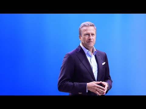 BMW to See ‘Rather Stable Environment,’ CEO Zipse Says