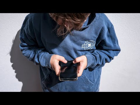 UK to Ban Social Media for Under-16s Starting Next Year