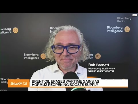 Brent Oil Erases Wartime Gains as Hormuz Reopening Boosts Supply