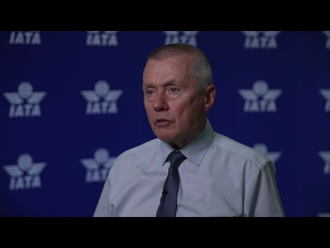 IATA Director Willie Walsh on Rising Cost of Jet Fuel